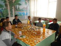 У пятиклассников "Кулинарные посиделки". Классный руководитель Икрянникова Л.П.