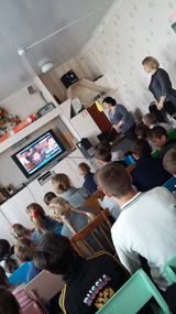 Просмотр видеороликов "Детский аутизм" 02.04.2018