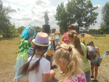 У Водяного (Бадичка Г.В.) в бутылочках записки с заданиями