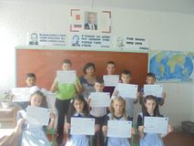 21.09.2017 Шестиклассники получили Сертификаты участников Недели мониторинга на Знанике. Учитель математики - Украинцева С.В.