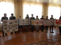 28.04.2017г. в школе прошёл конкурс стенгазет "Кухни народов мира"